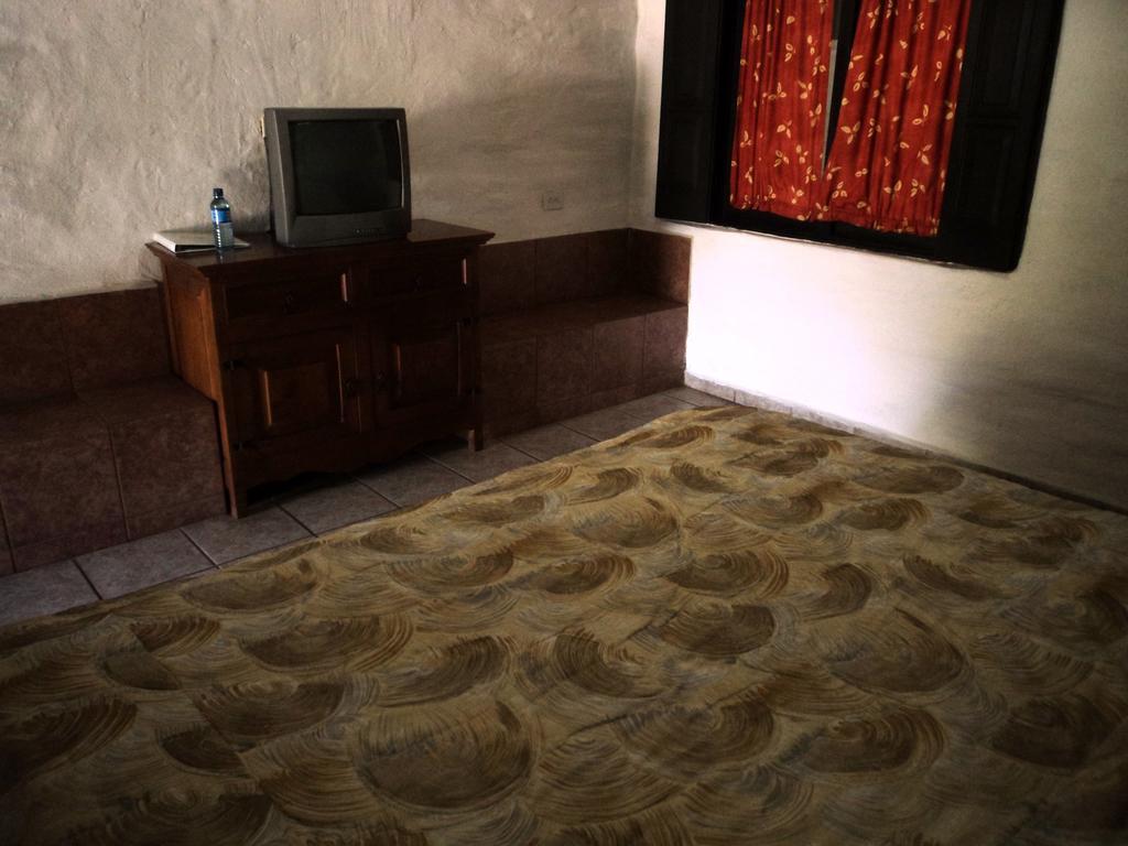Hotel El Rancho 나보호아 객실 사진