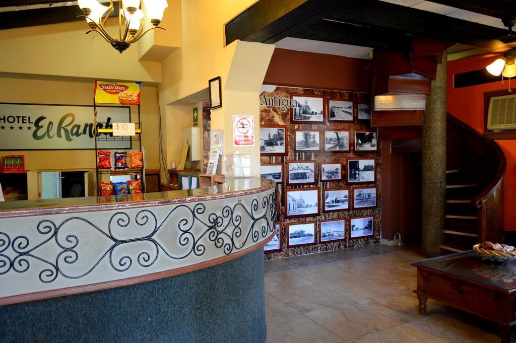 Hotel El Rancho 나보호아 외부 사진
