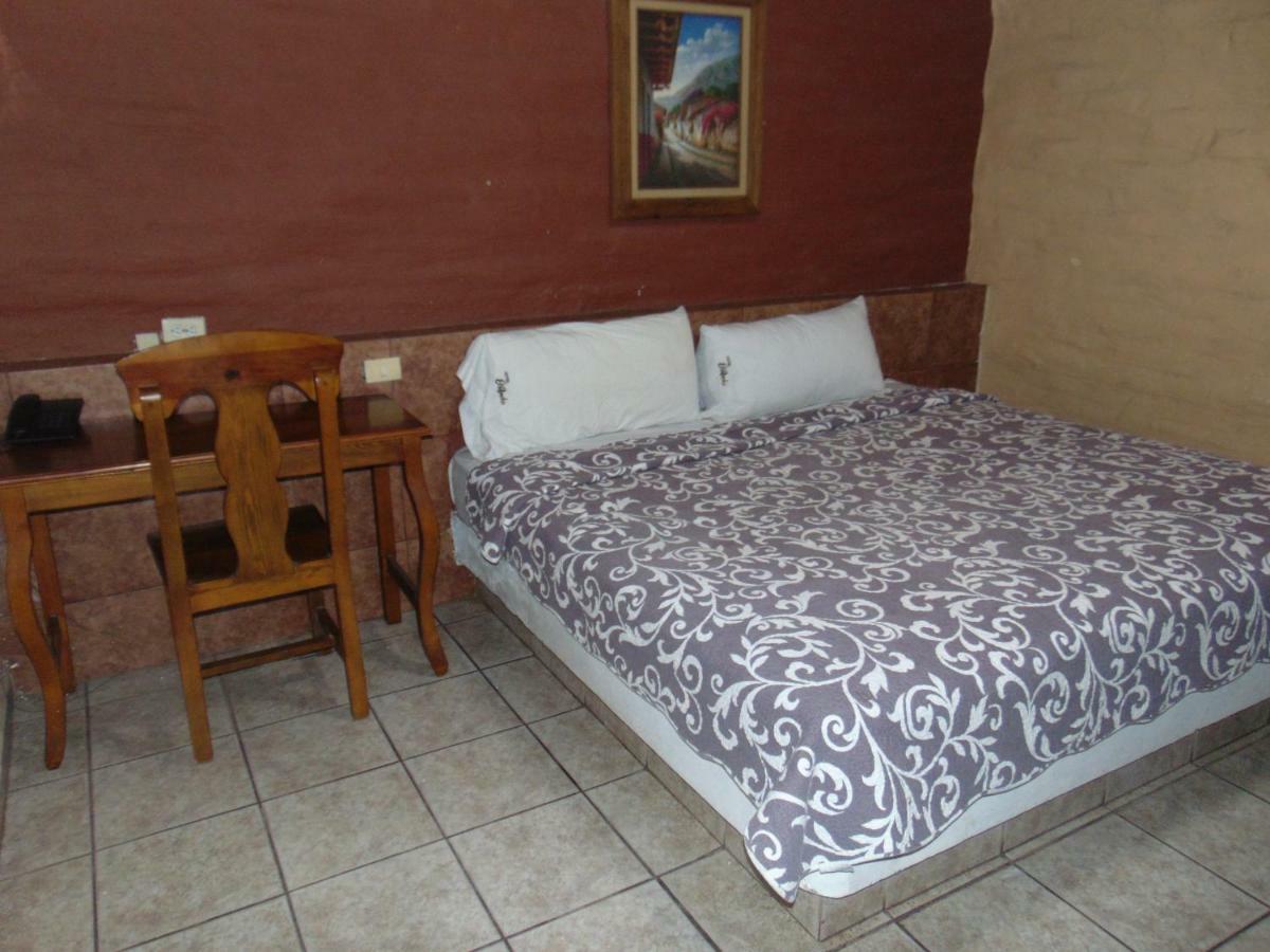 Hotel El Rancho 나보호아 외부 사진