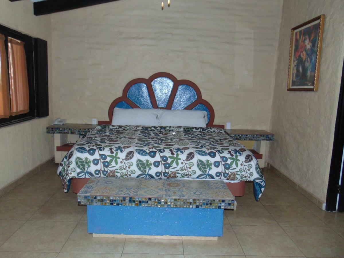 Hotel El Rancho 나보호아 외부 사진