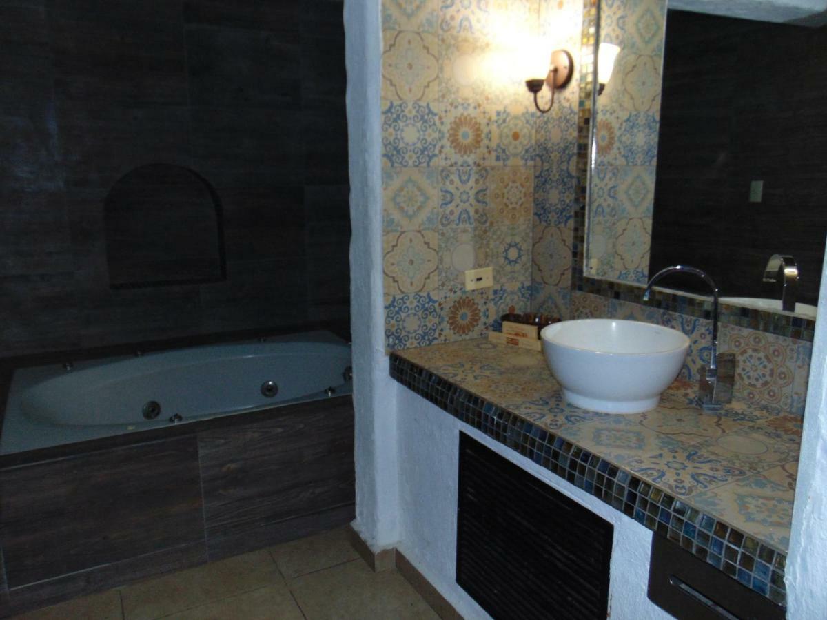 Hotel El Rancho 나보호아 외부 사진